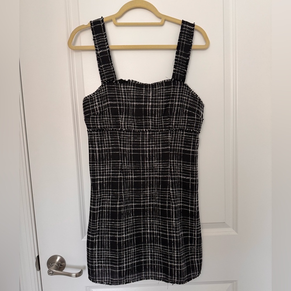 H&M Black and White Sheath Mini Dress
